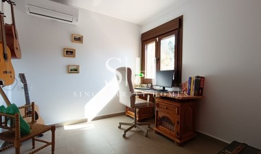 Odsprzedaż - Villa - Pinar de Campoverde