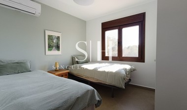 Odsprzedaż - Villa - Pinar de Campoverde