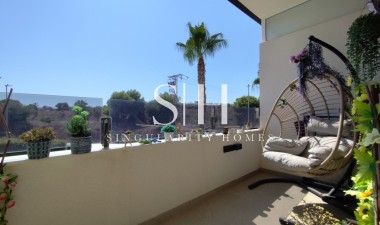 Resale - Apartment / flat - Orihuela Costa