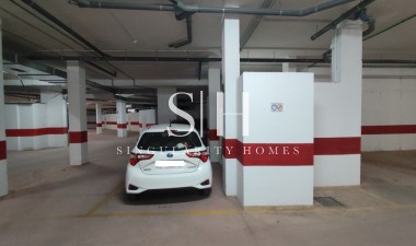 Resale - Apartment / flat - Orihuela Costa