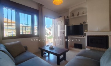 Resale - Villa - Orihuela Costa - Villamartin