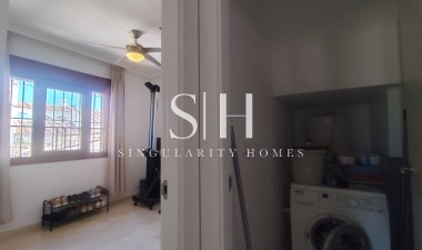 Resale - Villa - Orihuela Costa - Villamartin