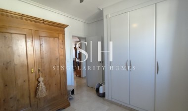 Resale - Villa - Orihuela Costa - Villamartin