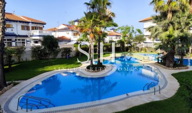 Återförsäljning - Lägenhet / lägenhet - Torrevieja