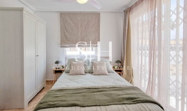 Odsprzedaż - Villa - Torrevieja