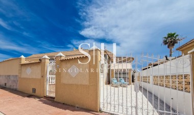 Odsprzedaż - Villa - Torrevieja