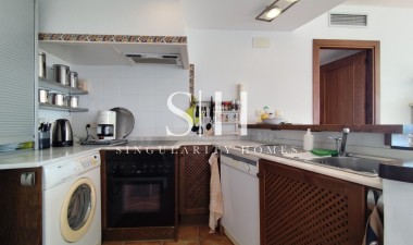 Перепродажа - Квартира / квартира - Punta Prima