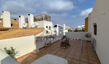 Перепродажа - Квартира / квартира - Punta Prima