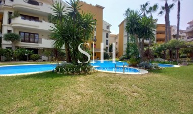 Перепродажа - Квартира / квартира - Punta Prima