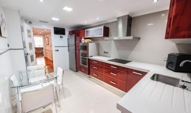 Resale - Apartment / flat - Torrevieja - Centro