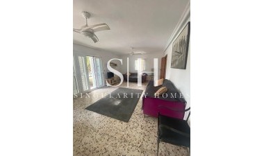 Odsprzedaż - Villa - Los Balcones - Costa Blanca