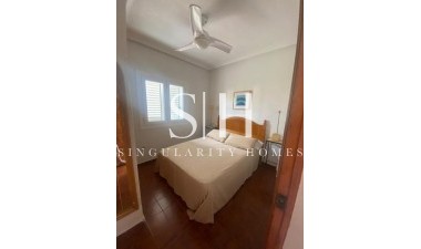 Odsprzedaż - Villa - Los Balcones - Costa Blanca