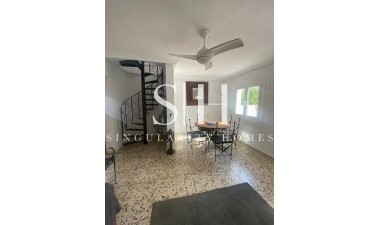 Odsprzedaż - Villa - Los Balcones - Costa Blanca