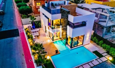 Wiederverkauf - Villa - Torrevieja - Torretas