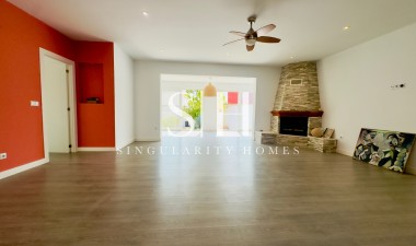 Resale - House - Torrevieja - Aguas Nuevas