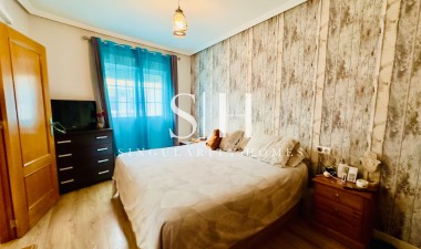 Herverkoop - Appartement / flat - Torrevieja - CENTER