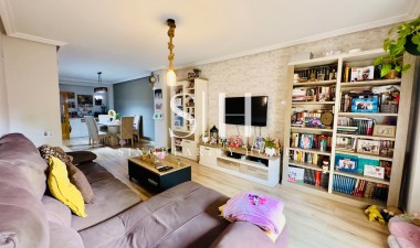 Herverkoop - Appartement / flat - Torrevieja - CENTER