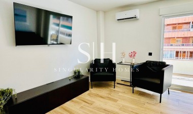 Återförsäljning - Lägenhet / lägenhet - Torrevieja - Playa del Acequión