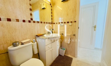 Resale - Villa - Orihuela Costa - Playa Flamenca