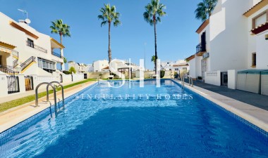Resale - Villa - Orihuela Costa - Playa Flamenca