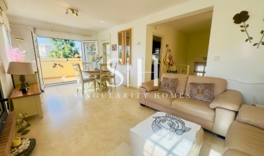 Resale - Villa - Orihuela Costa - Playa Flamenca