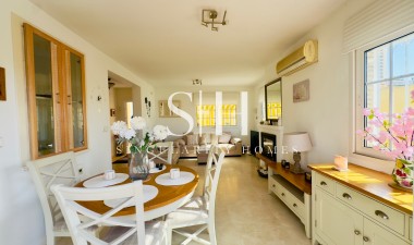 Resale - Villa - Orihuela Costa - Playa Flamenca