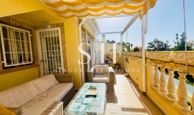 Resale - Villa - Orihuela Costa - Playa Flamenca