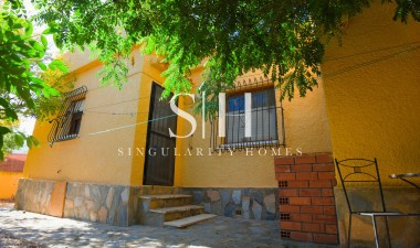 Återförsäljning - Villa - La Siesta - Costa Blanca