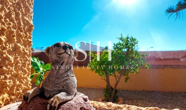 Återförsäljning - Villa - La Siesta - Costa Blanca