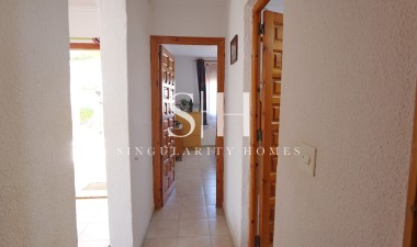 Återförsäljning - Villa - La Siesta - Costa Blanca