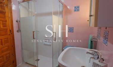 Återförsäljning - Villa - La Siesta - Costa Blanca