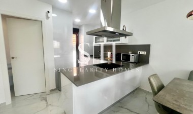 Herverkoop - Villa - Torrevieja - La Siesta - El Salado - Torreta