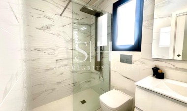 Herverkoop - Villa - Torrevieja - La Siesta - El Salado - Torreta