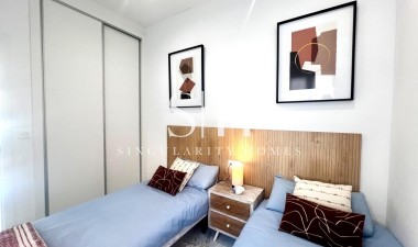 Herverkoop - Villa - Torrevieja - La Siesta - El Salado - Torreta