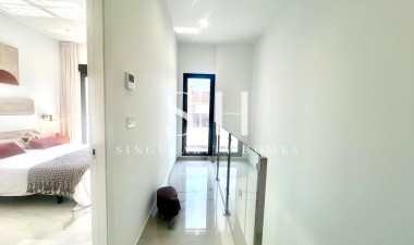 Herverkoop - Villa - Torrevieja - La Siesta - El Salado - Torreta