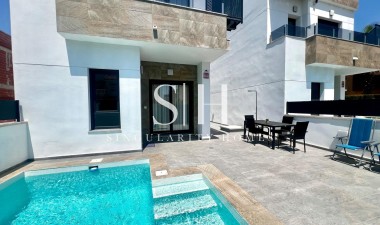 Herverkoop - Villa - Torrevieja - La Siesta - El Salado - Torreta