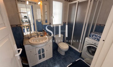 Odsprzedaż - Dom - San Miguel de Salinas - Inland