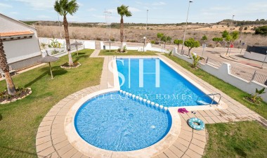 Перепродажа - Casa - San Miguel de Salinas - Inland