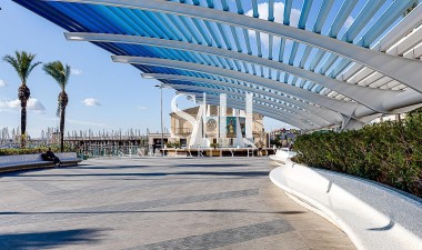 Herverkoop - Huis - Torrevieja - Centro