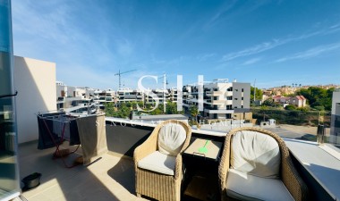 Resale - Apartment / flat - Orihuela Costa - Los Almendros - La Florida