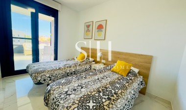 Resale - Apartment / flat - Orihuela Costa - Los Almendros - La Florida