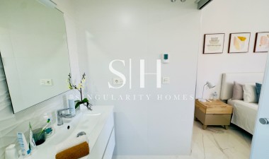 Resale - Apartment / flat - Orihuela Costa - Los Almendros - La Florida