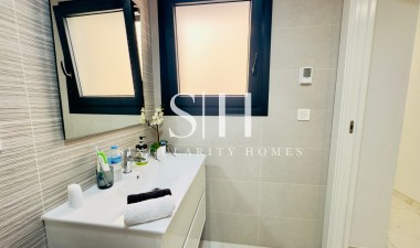 Resale - Apartment / flat - Orihuela Costa - Los Almendros - La Florida