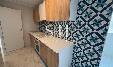 Herverkoop - Appartement / flat - Torrevieja - Acequion