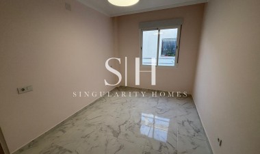 Herverkoop - Appartement / flat - Torrevieja - Acequion