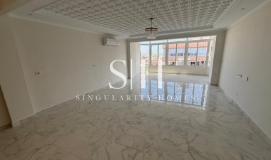 Herverkoop - Appartement / flat - Torrevieja - Acequion