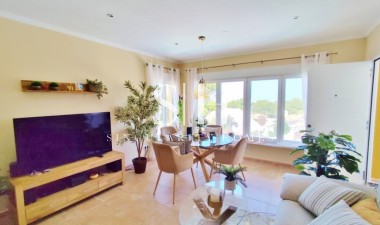 Återförsäljning - Villa - San Miguel de Salinas - Inland