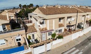 Odsprzedaż - Dom - Torrevieja - Aguas Nuevas