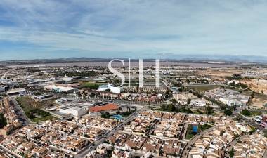 Odsprzedaż - Dom - Torrevieja - Aguas Nuevas