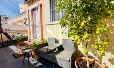 Odsprzedaż - Dom - Torrevieja - Aguas Nuevas